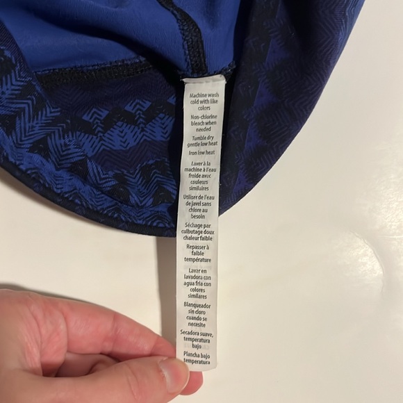 Alo Yoga Illusion 3 Tribal Print Legging Small - Picture 9 of 9